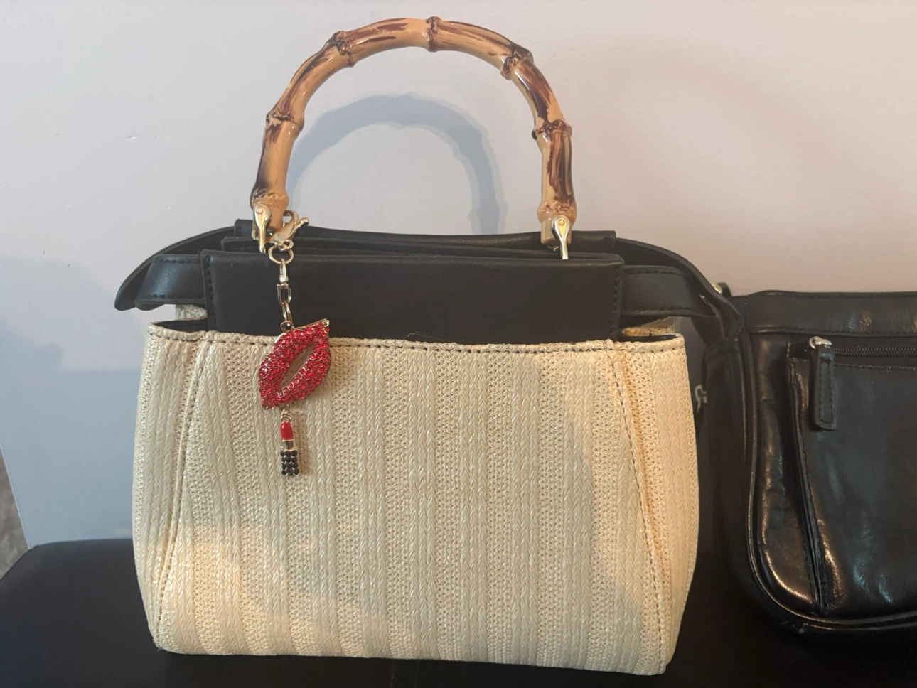 Assorted Women's Handbags - photo 2