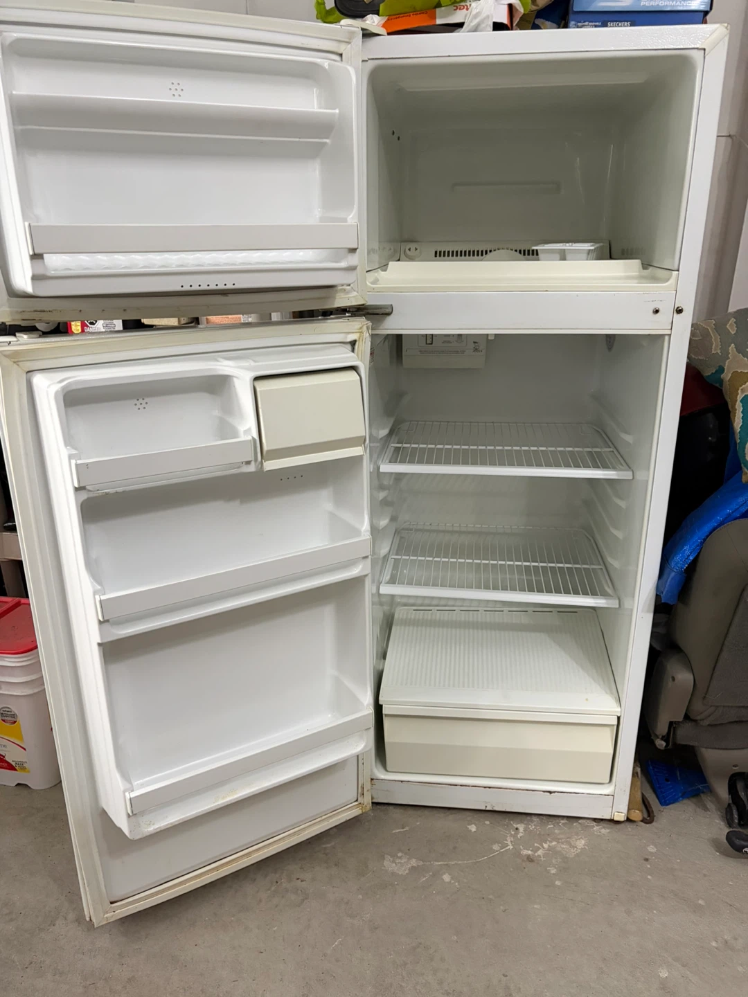 White Refrigerator - photo 2