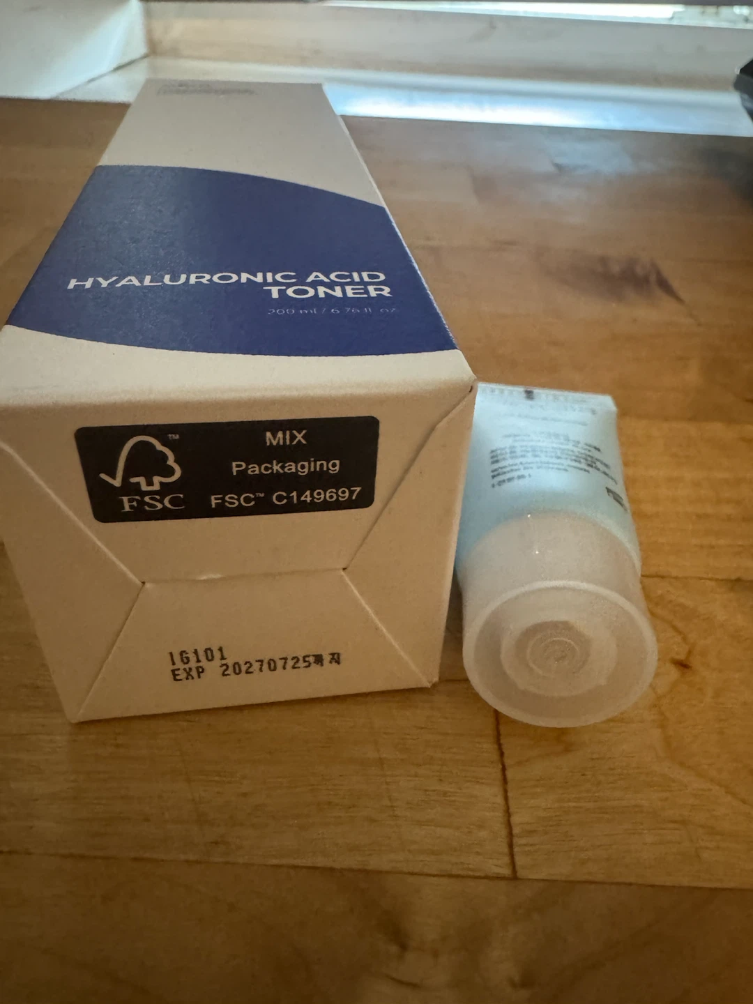 ISNTREE Hyaluronic Acid Toner & SKINFOOD Centella Mist Set - photo 2