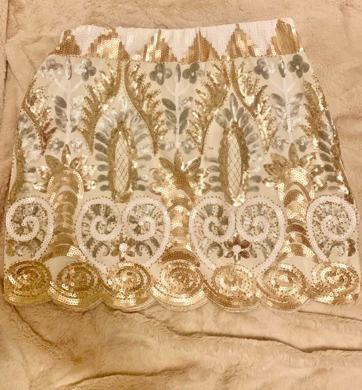 Gold and White Sequin Mini Skirt- Size M