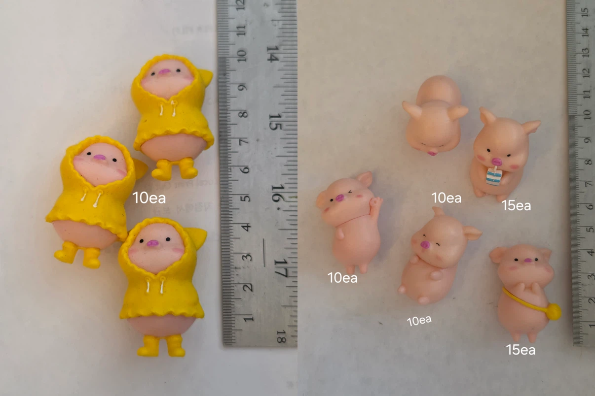 Assorted Mini Figurines (697 in total)