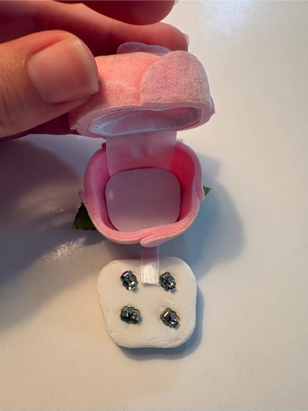 Flower Stud Earrings in Rose Box - photo 2