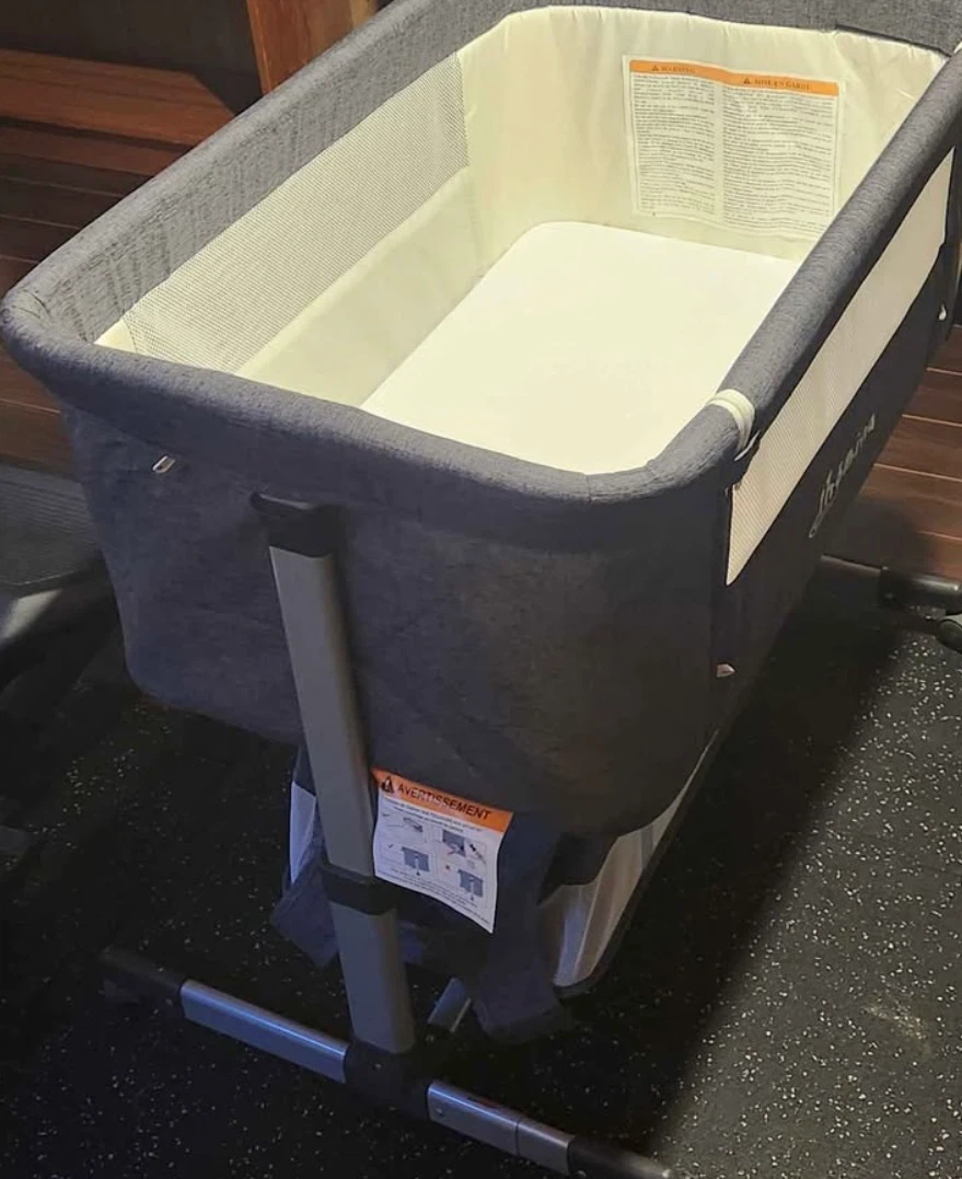 Ihoming Baby Bedside Sleeper Bassinet - photo 2