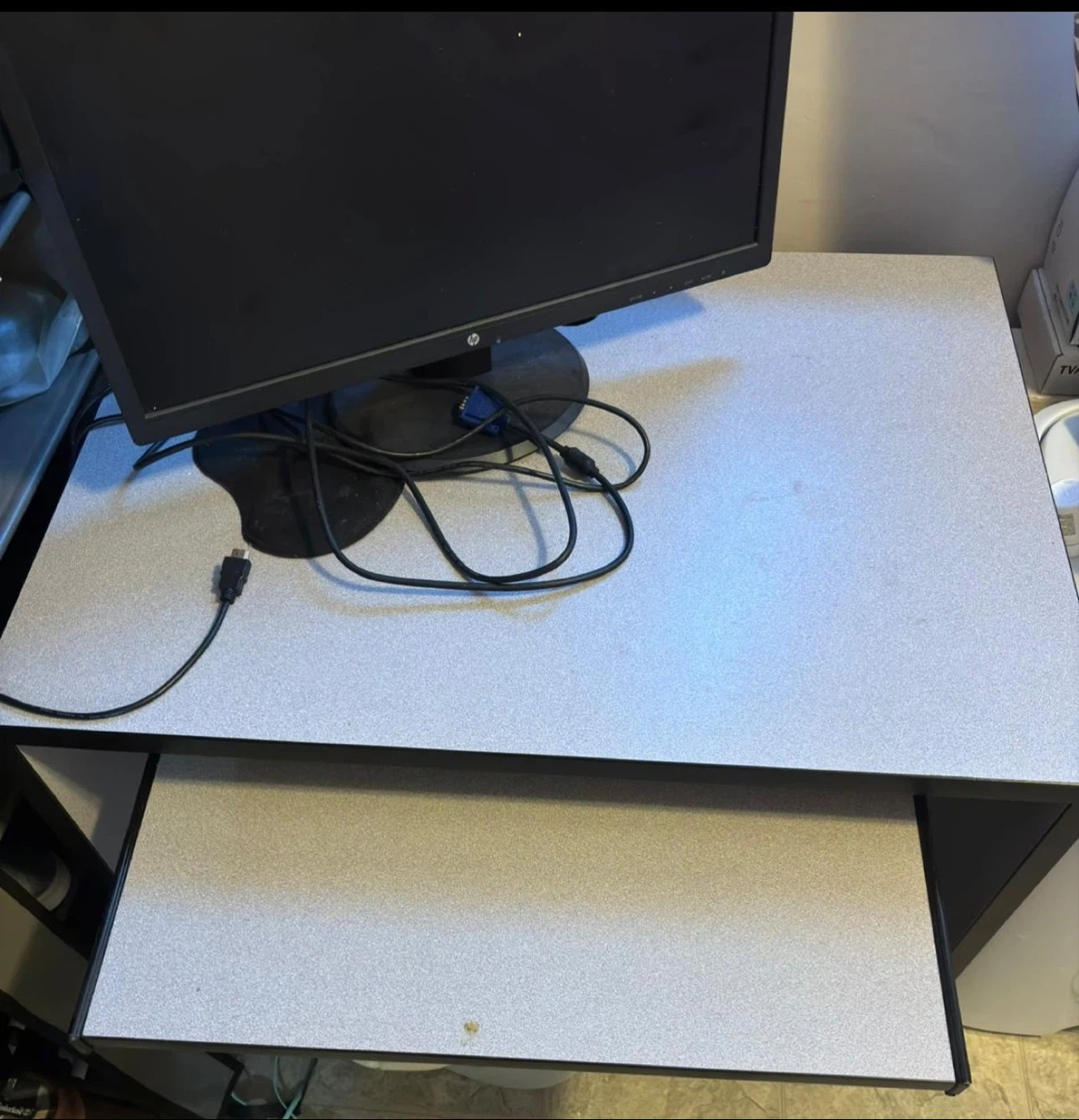 Computer Desk with Keyboard Tray