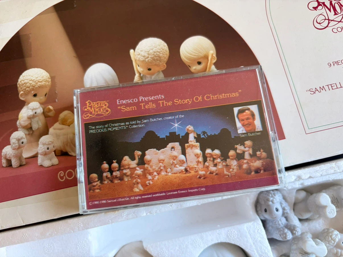 Precious Moments Nativity Set with Cassette - photo 4