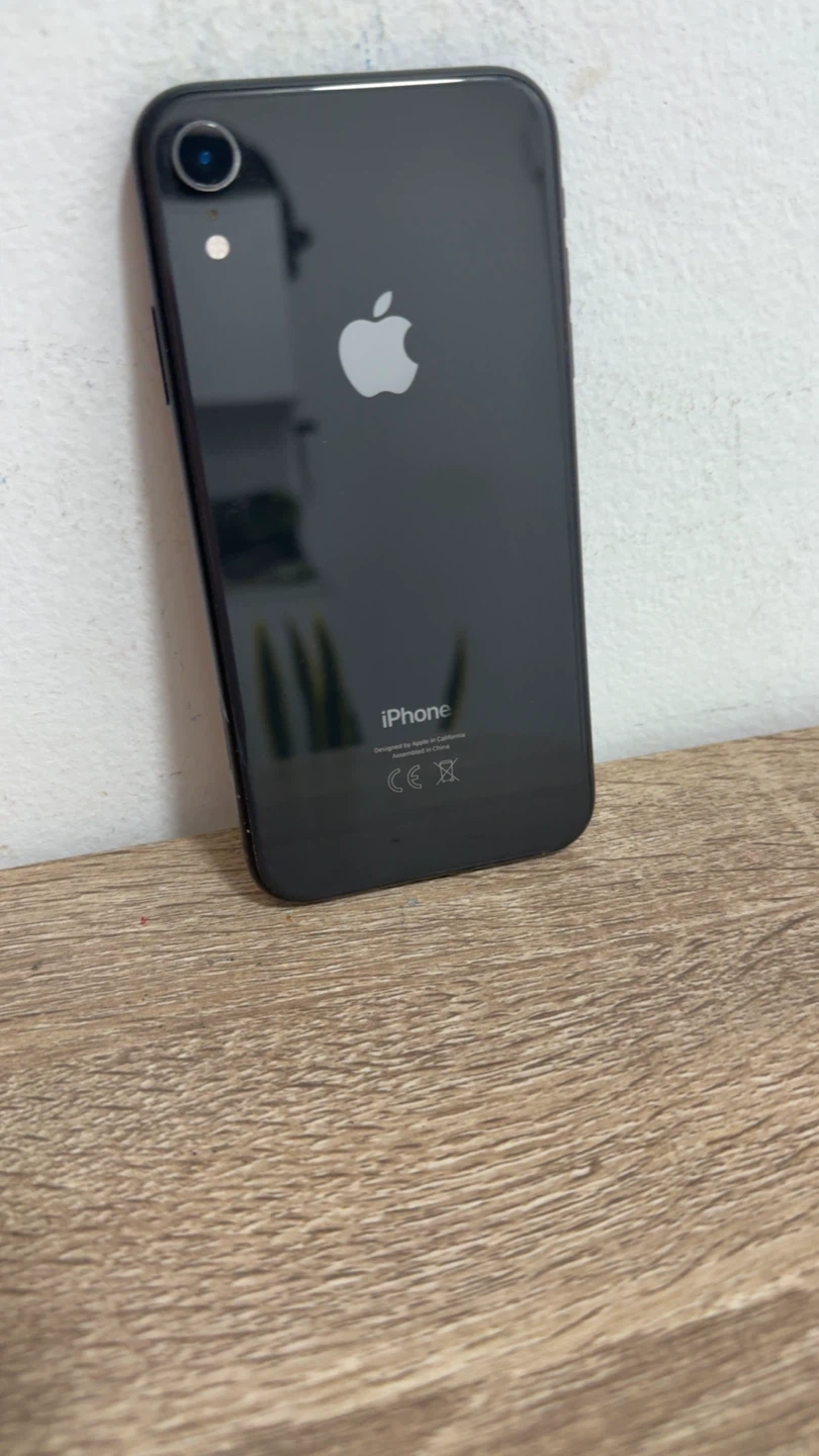 Black Apple iPhone XR / 64 GB Unlocked - photo 2