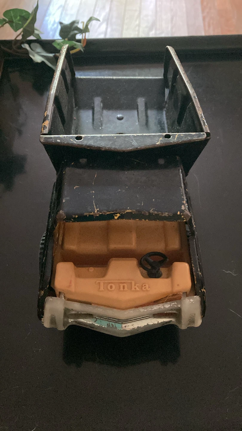Vintage Tonka Dump Truck Toy - photo 2