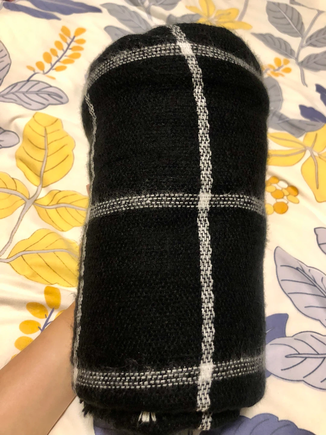Banana Republic Checkered Blanket Scarf - photo 3
