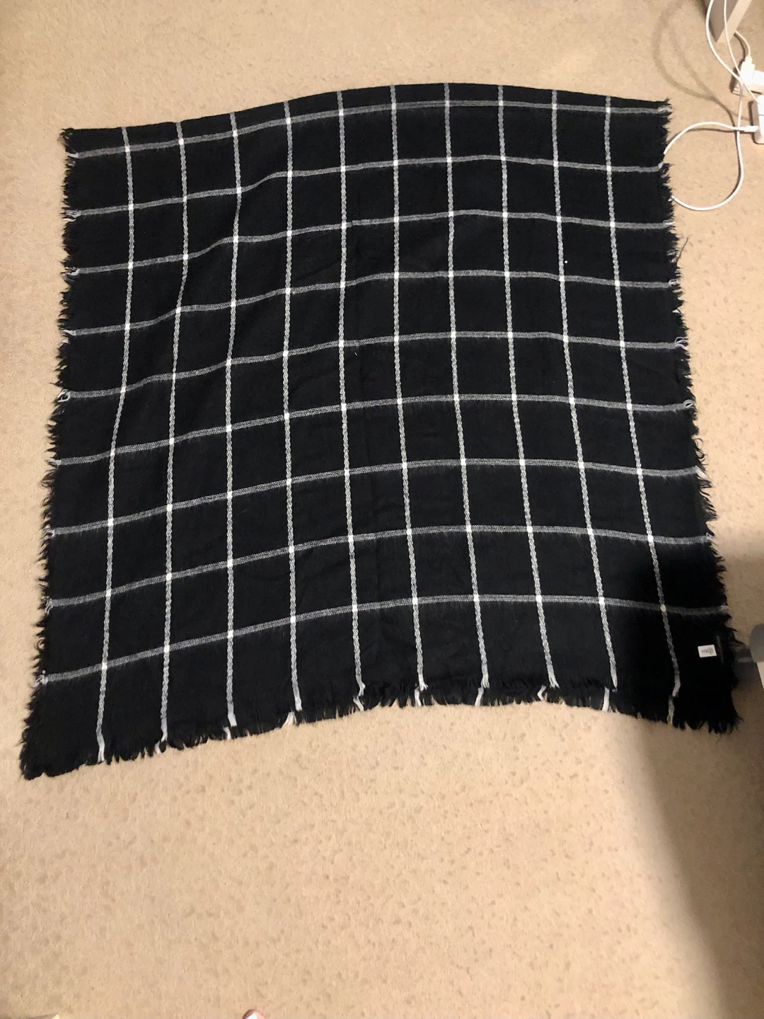 Banana Republic Checkered Blanket Scarf - photo 4