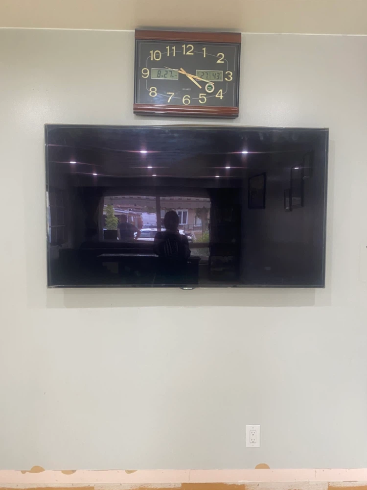 Samsung Flat Screen TV