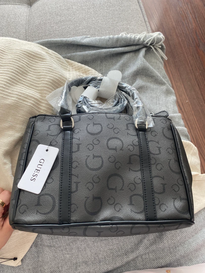 Guess Los Angeles Monogram Handbag - photo 3