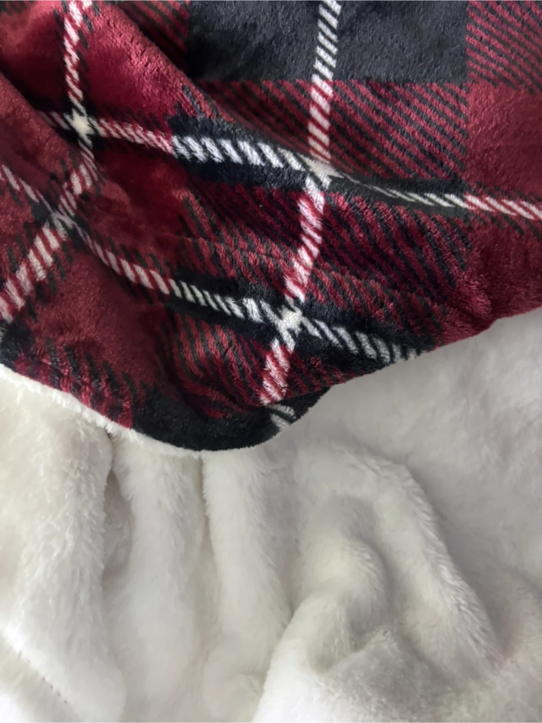 NWOT Life Comfort Sherpa Lined Plaid throw 60x70