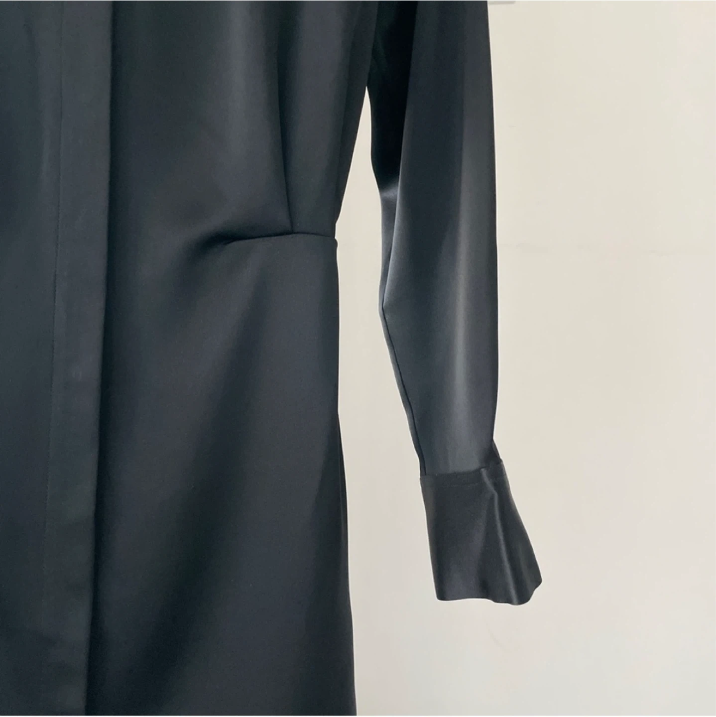 NEW✨Babaton Sleuth Satin dress M - photo 2