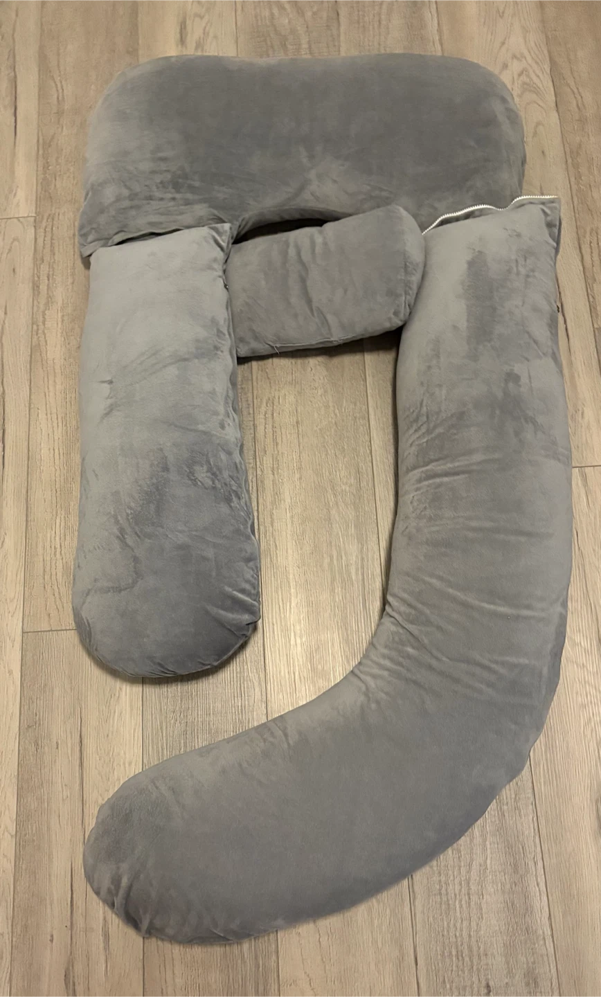 U-Shaped Pregnancy Pillow