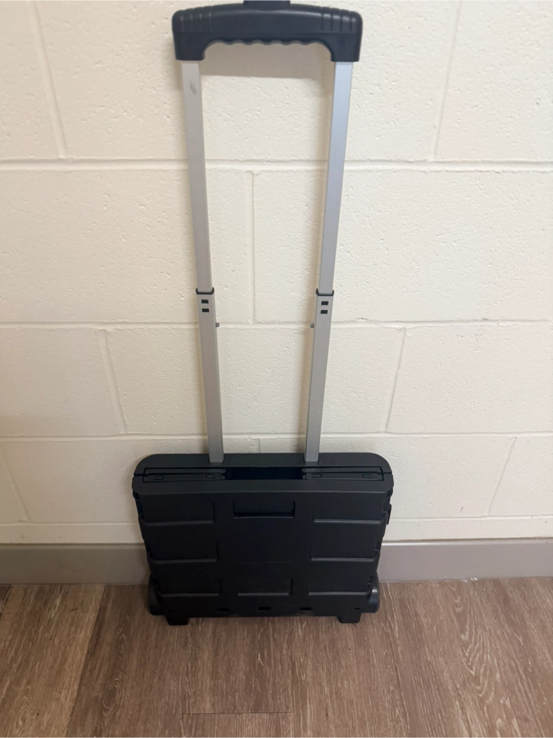 Staples Rolling Folding Crate - photo 5