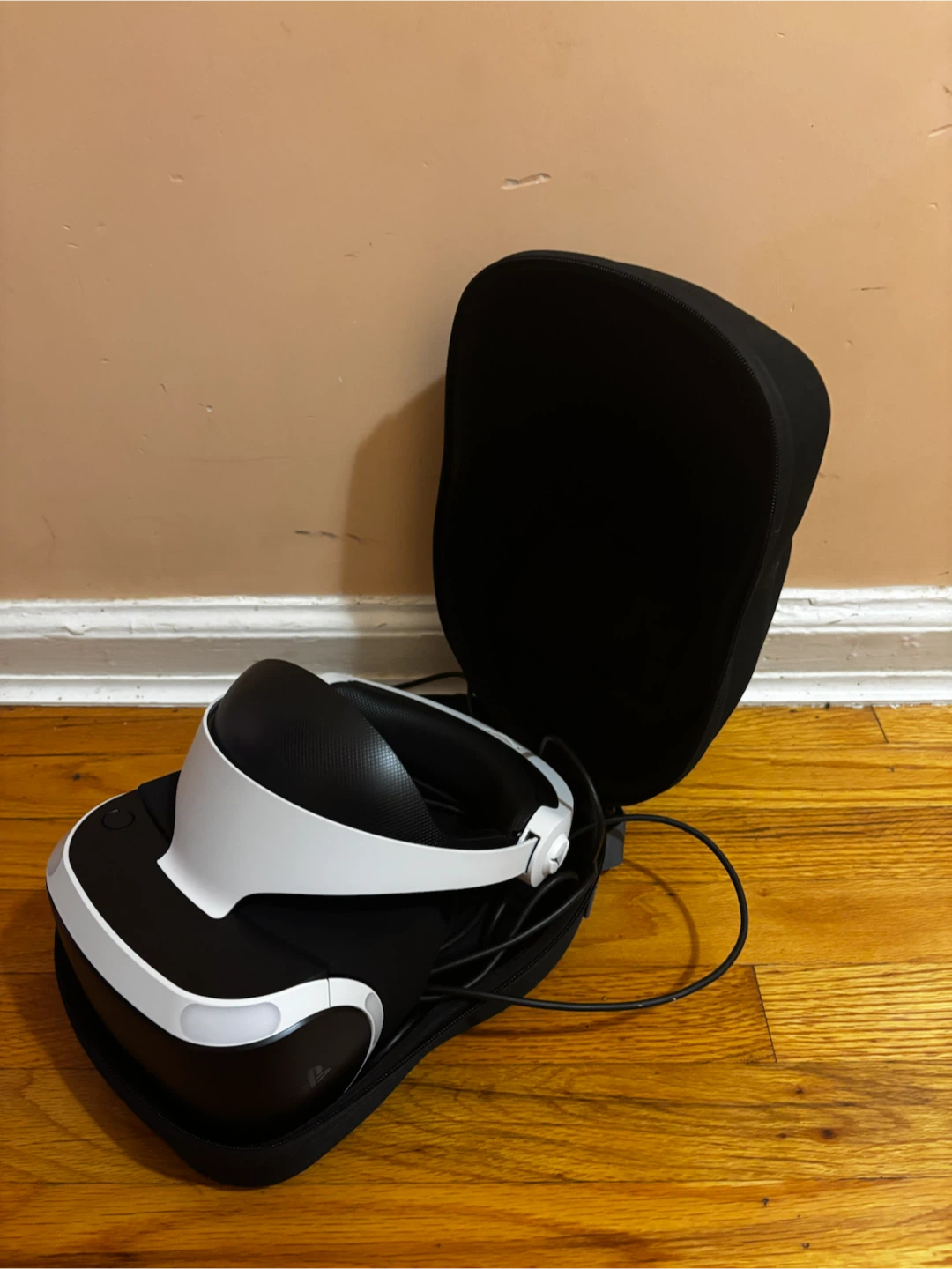 Pre Owned, PlayStation VR Headset with Case and Controllers - photo 2