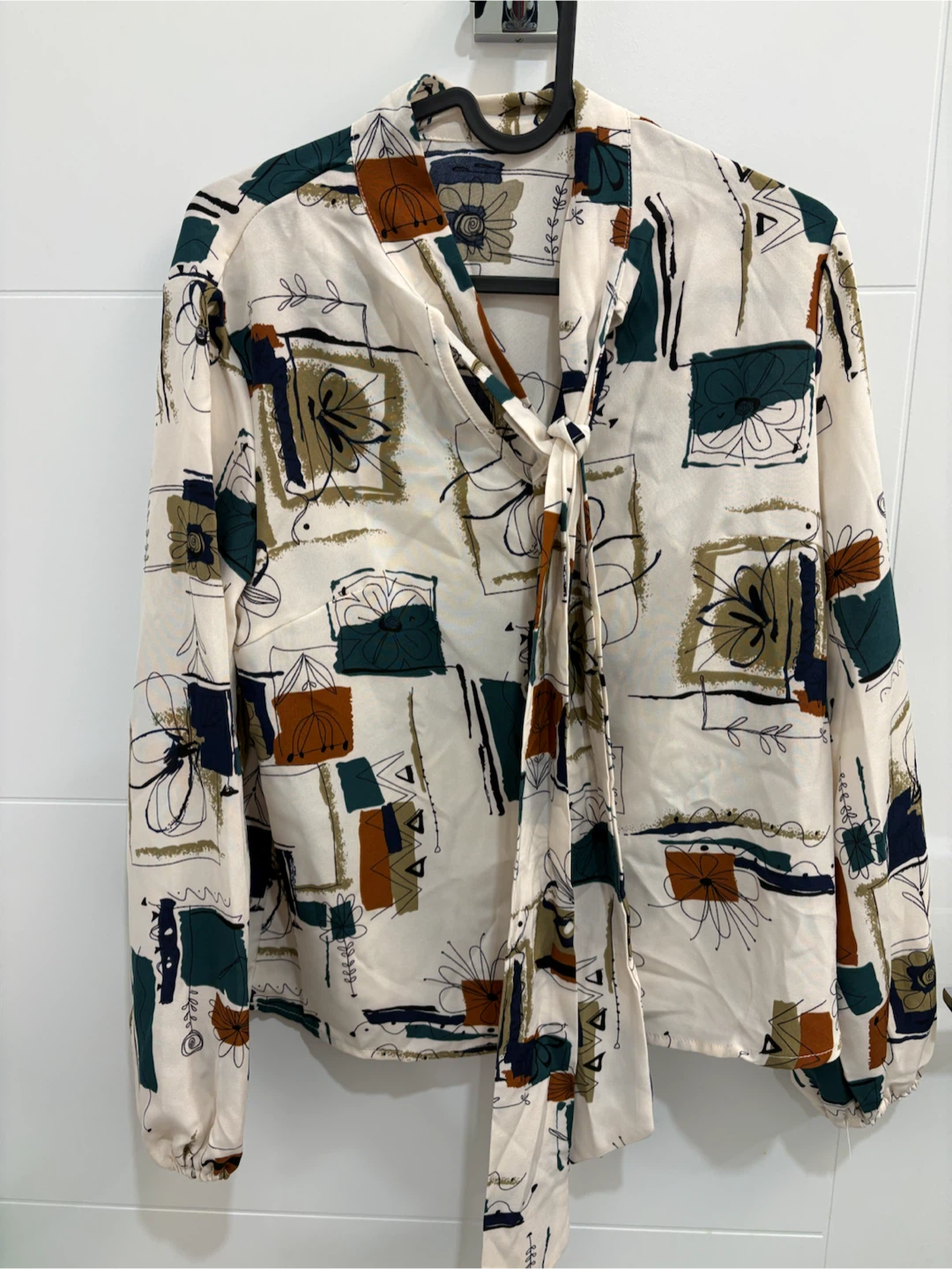 Women's Blouses - Various Patterns - photo 4