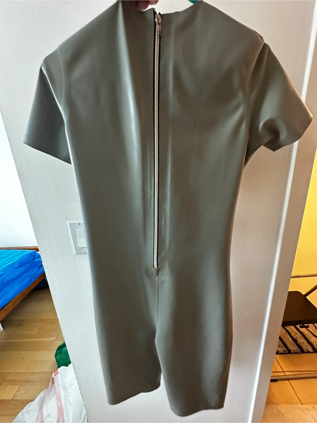 STR Latex Bodysuit Short Sleeve Gray