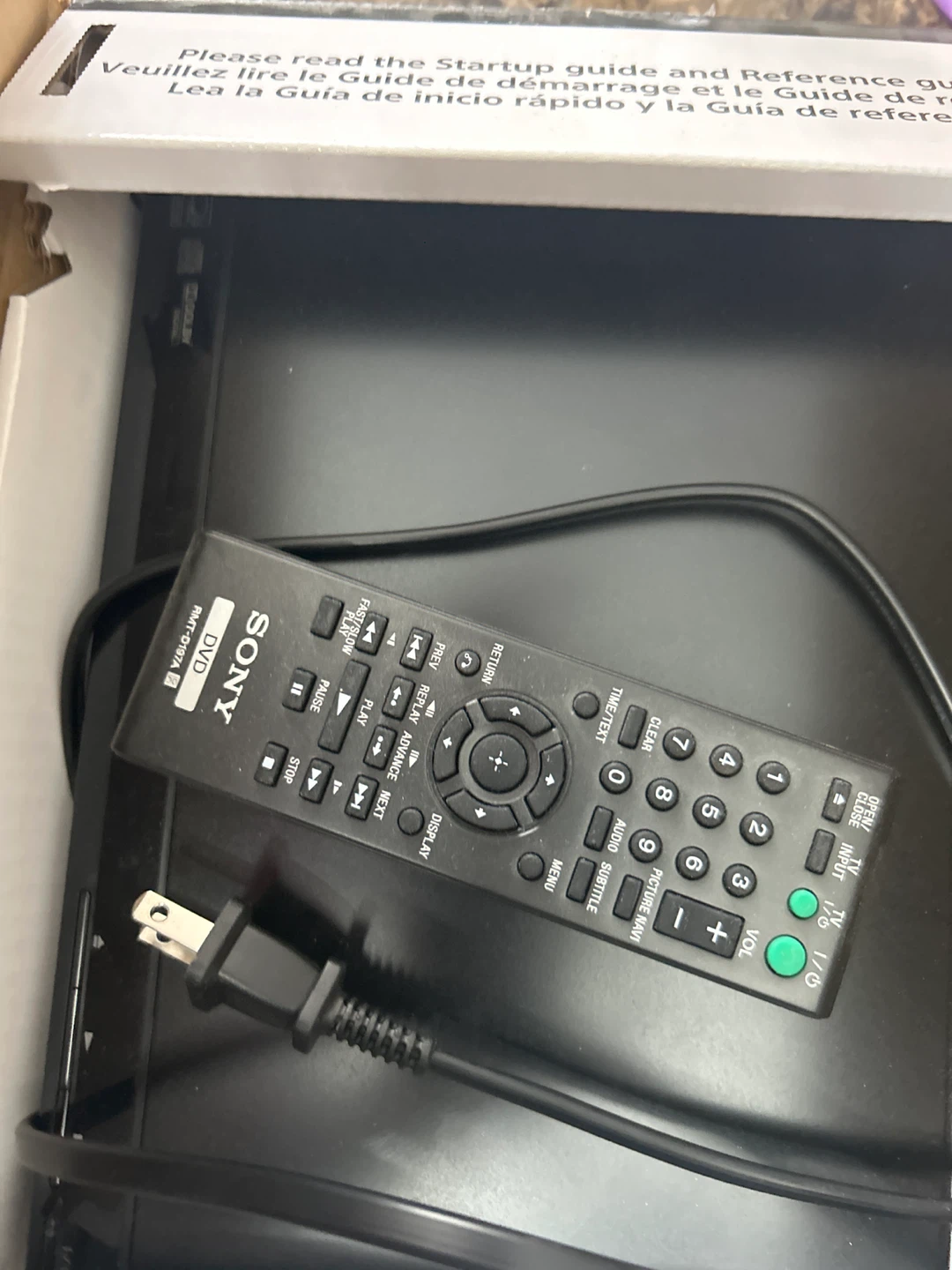 Sony Progressive Scan DVD Player DVP-SR210P - photo 2