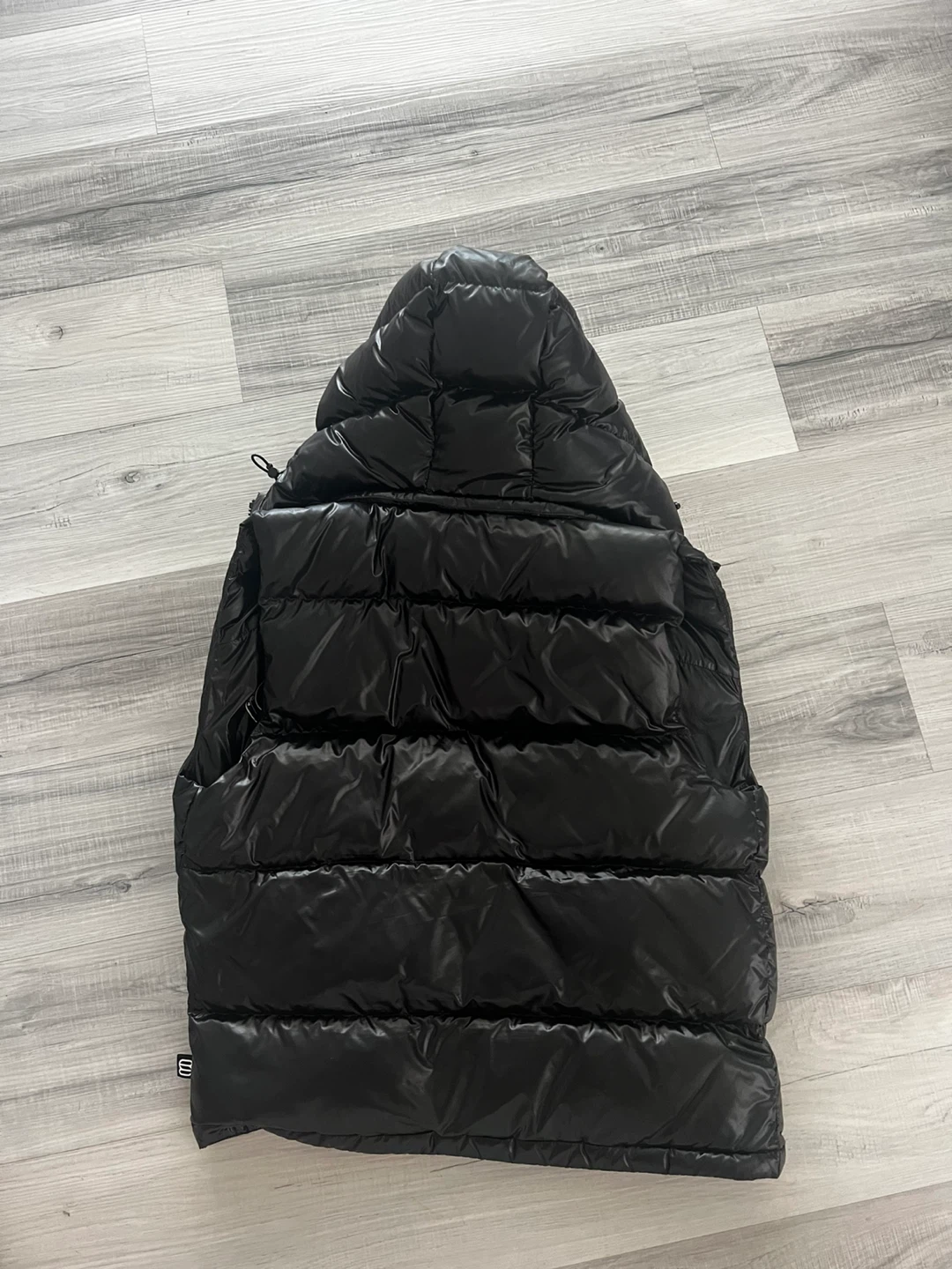 The Super Puff Original Puffer Vest - Black, Size M - photo 5