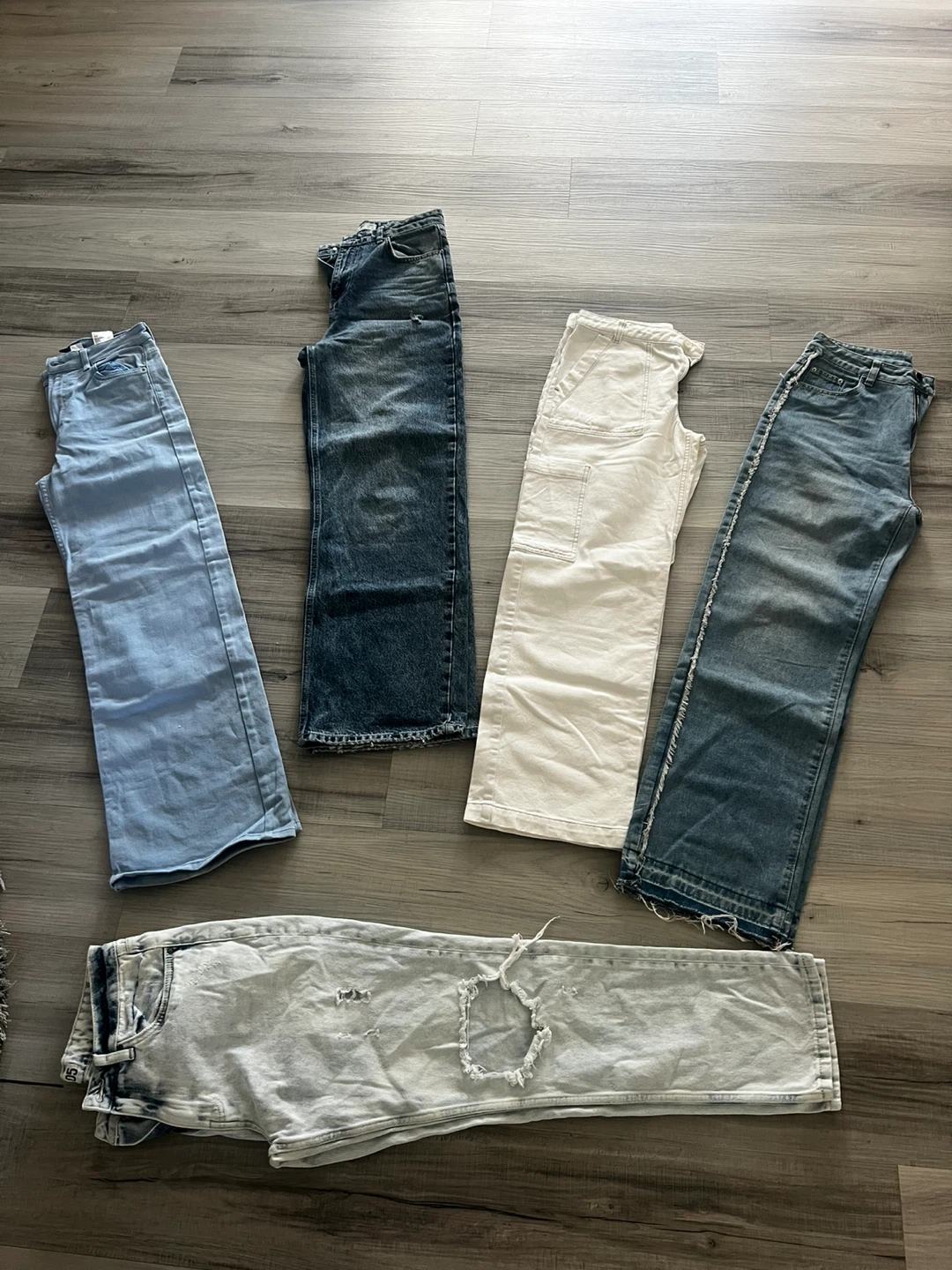 Jeans
