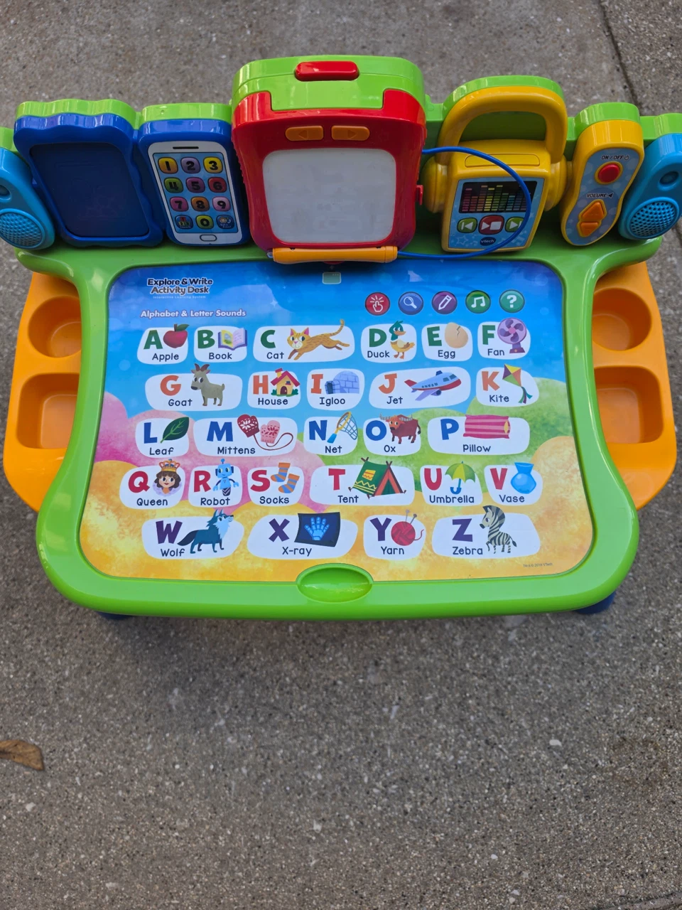 VTech Explore & Write Activity Desk - photo 2