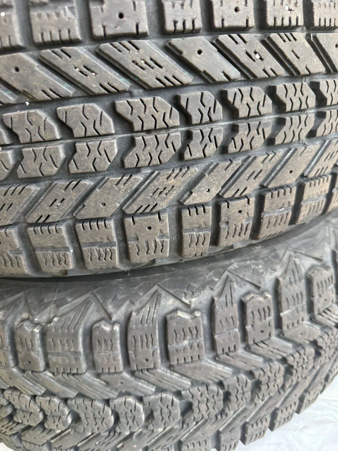 Winterforce 205/60R16 Winter Tires on Rims - photo 4