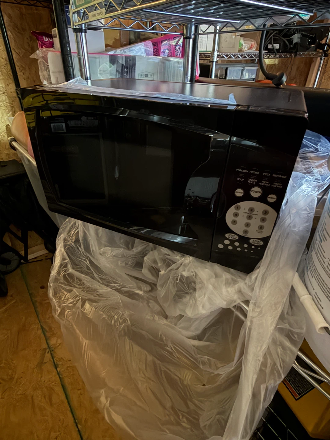 Magic Chef Countertop Microwave
