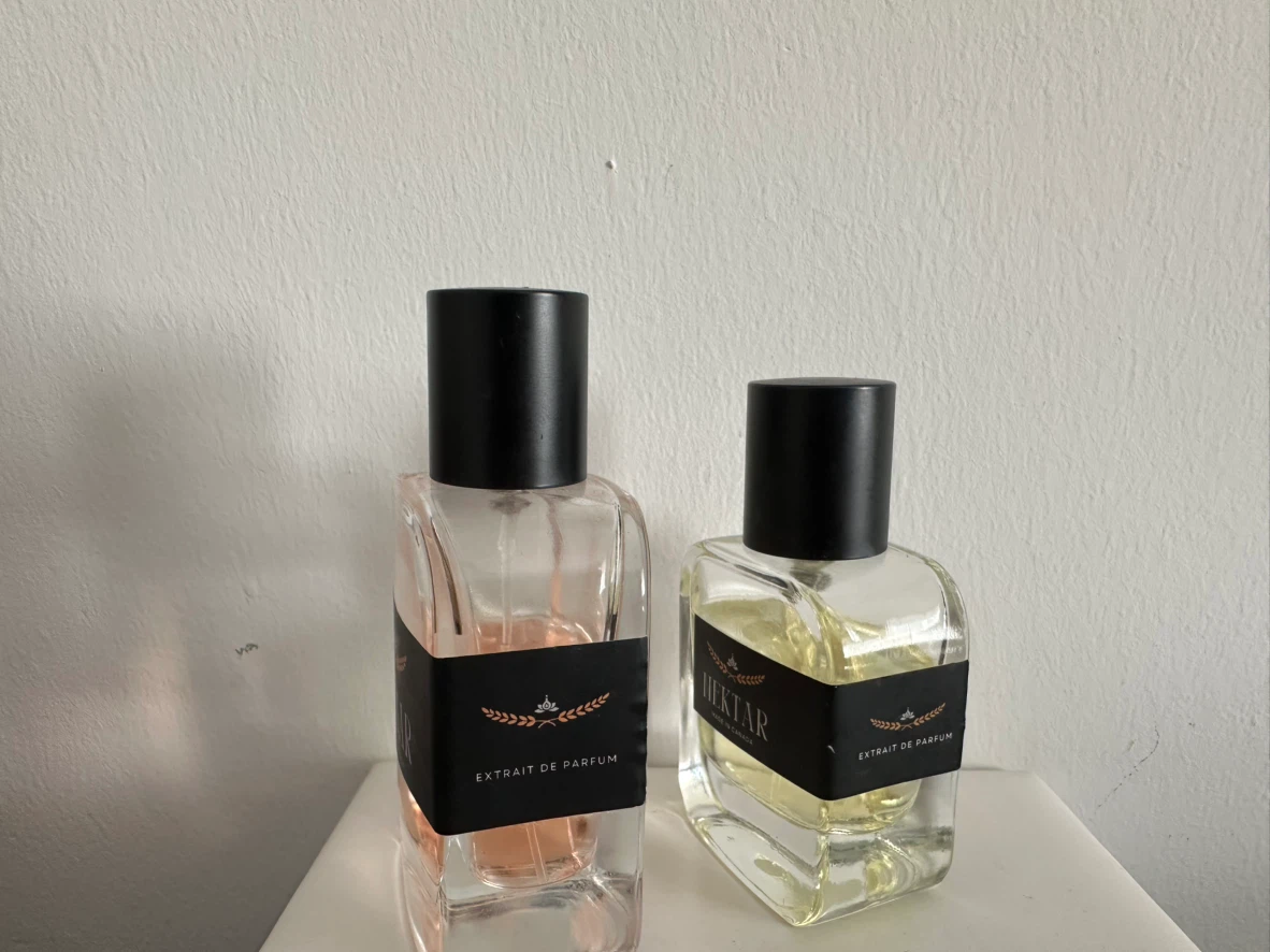 Two Nektar Perfume bottles - photo 2