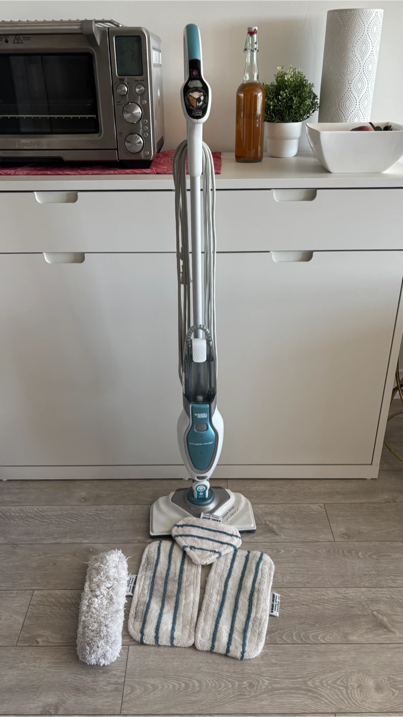 Black & Decker Steam-Mop Lift & Reach