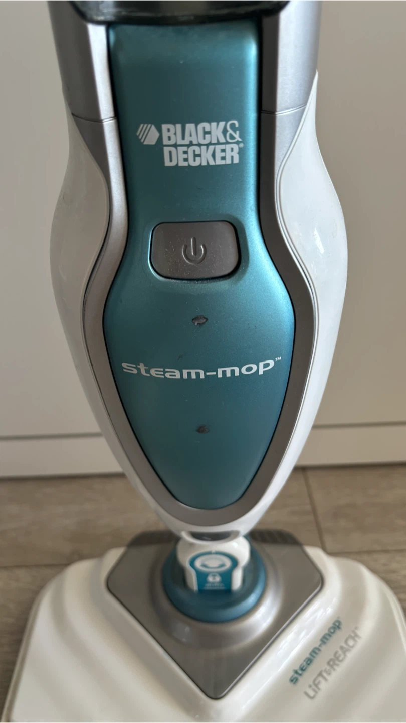 Black & Decker Steam-Mop Lift & Reach - photo 3