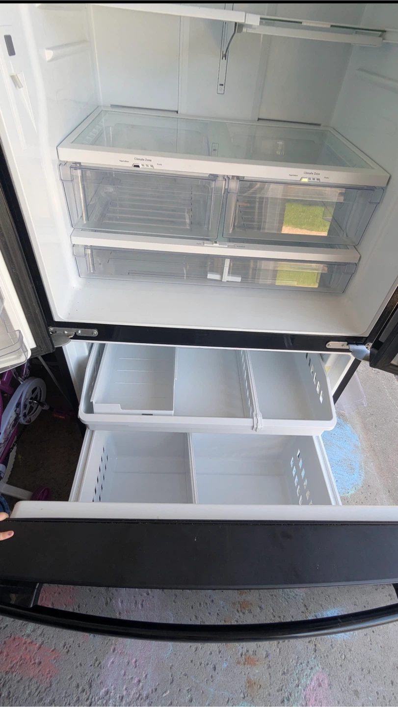GE FRENCH DOOR REFRIGERATOR.  $60. OBO - photo 4