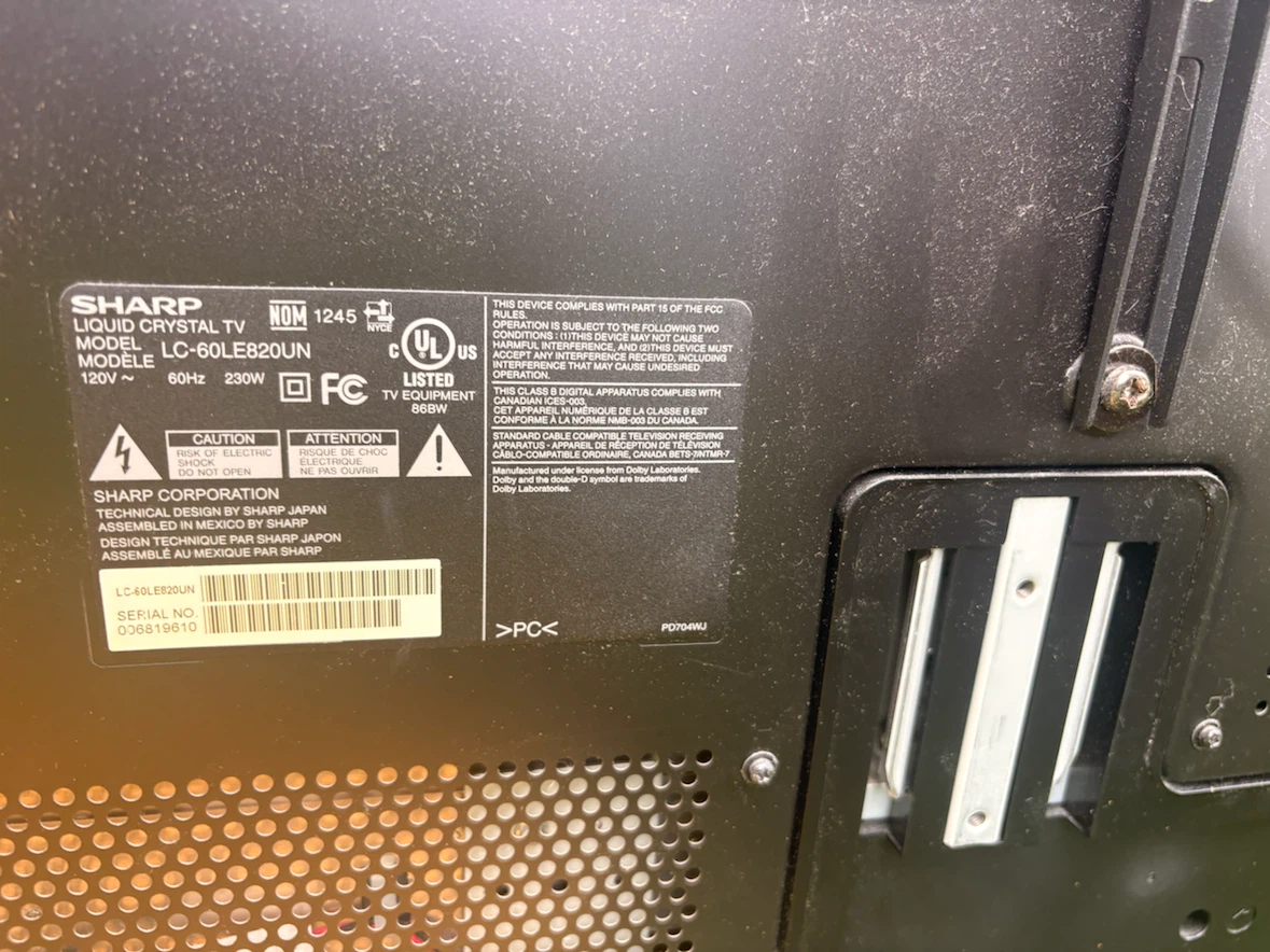 Sharp Aquos LC-60LE820UN LCD TV - photo 3