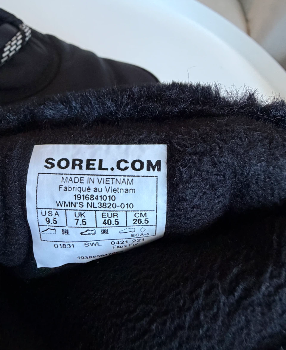 Sorel Women's Waterproof Winter Boots - Size 7.5 - photo 3