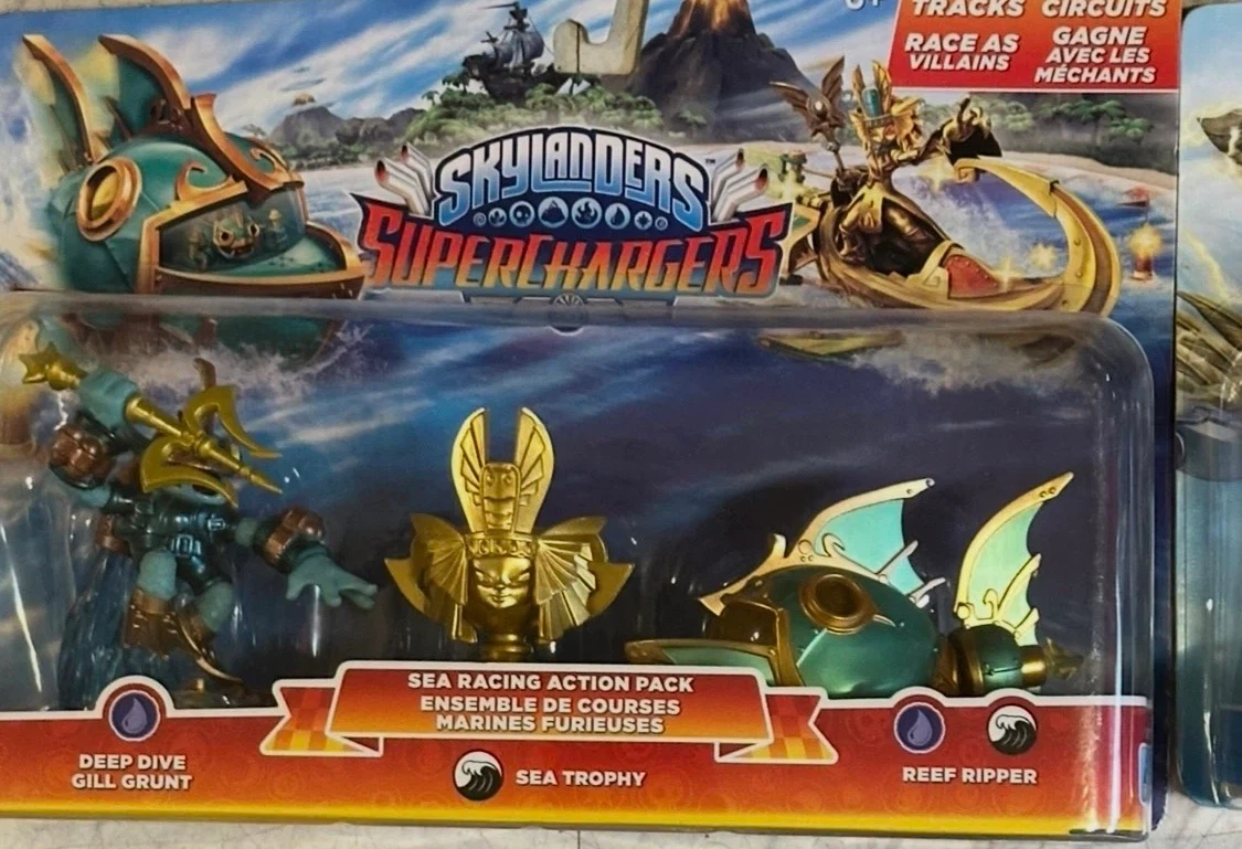 Skylanders Super Chargers Lot - Vehicles & Figures - photo 2