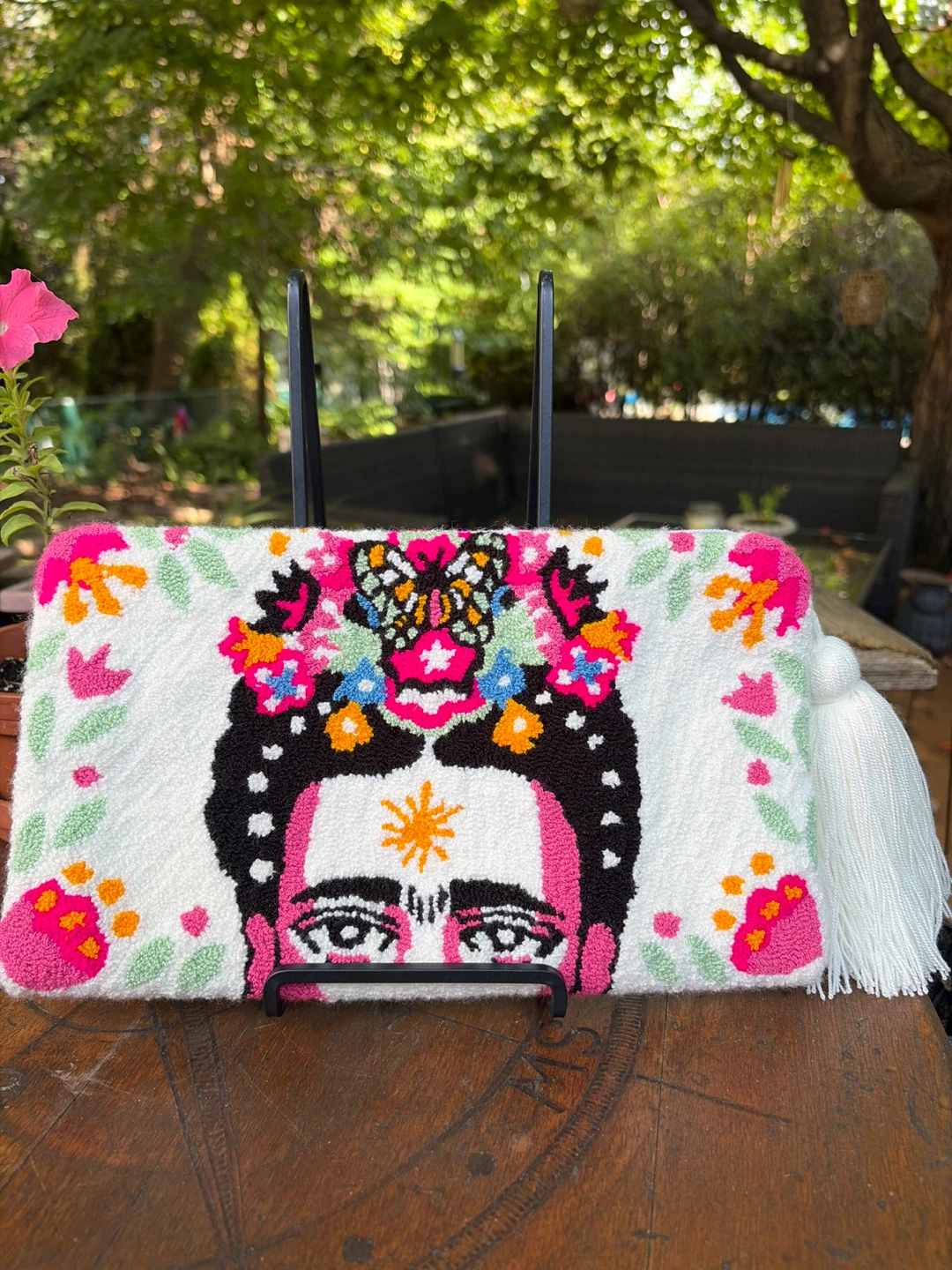 Stunning Hand-Made Frida Kahlo Tapestry Clutch - photo 2