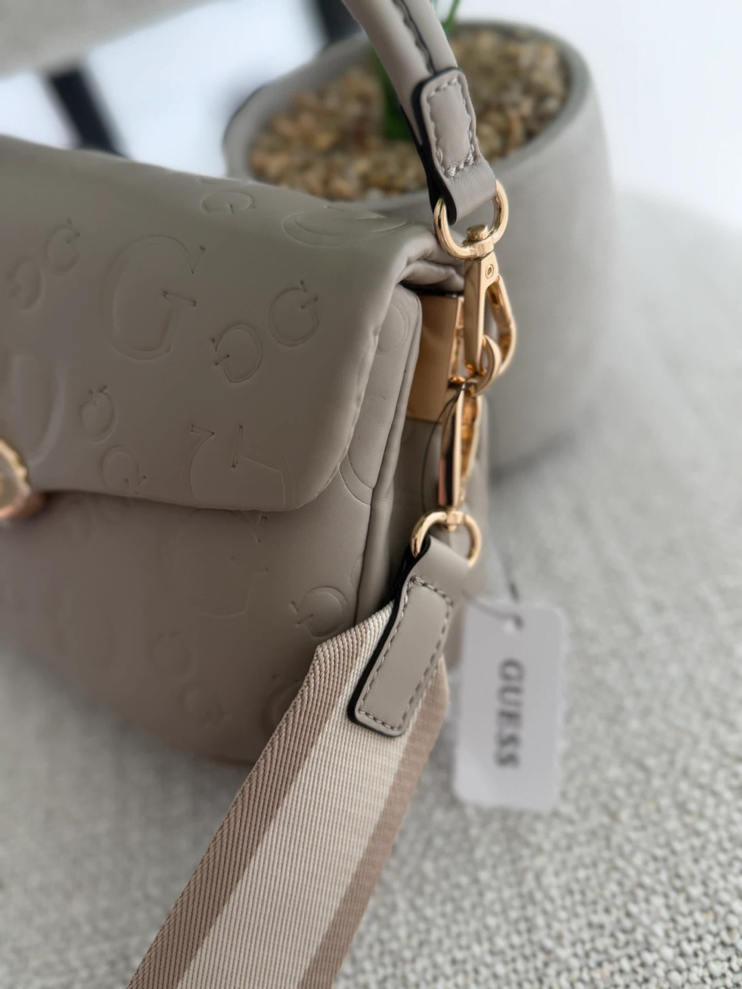 Guess Shoulder Bag - photo 3