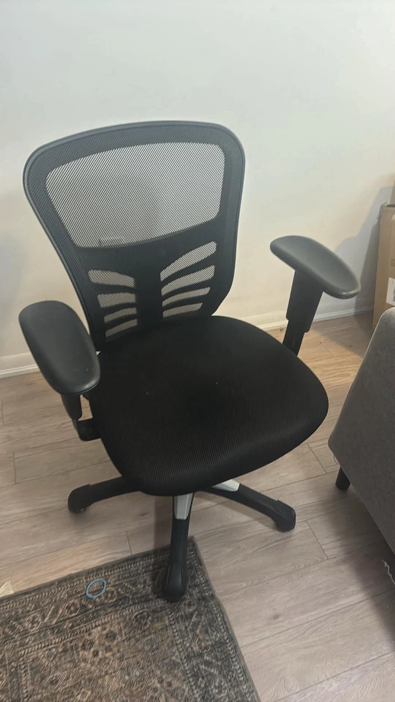 Black Mesh Office Chair
