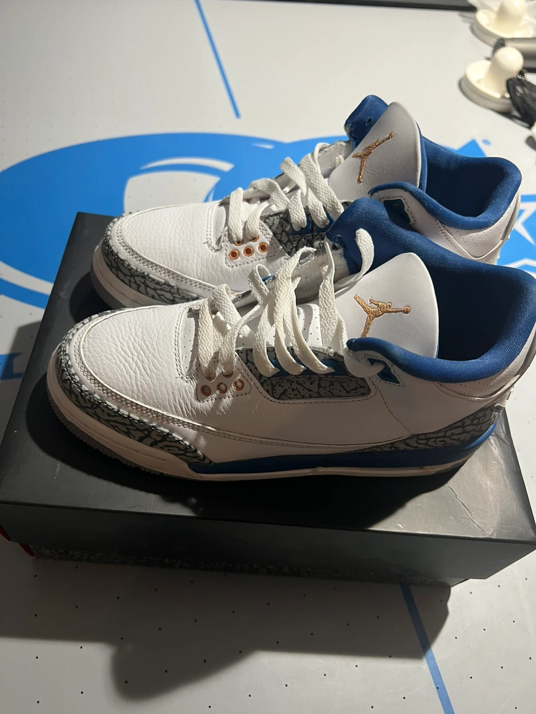 Air Jordan 3 Retro (GS) Sneakers - photo 2