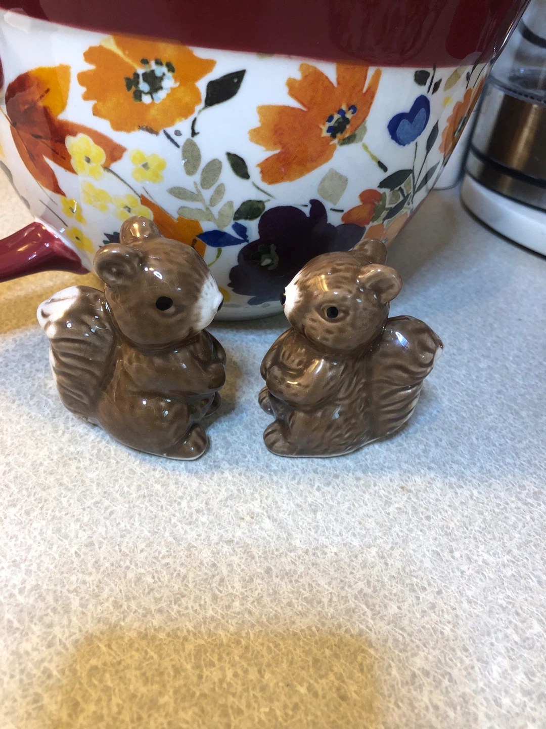 Fall Squirrel Salt & Pepper Shakers - photo 2