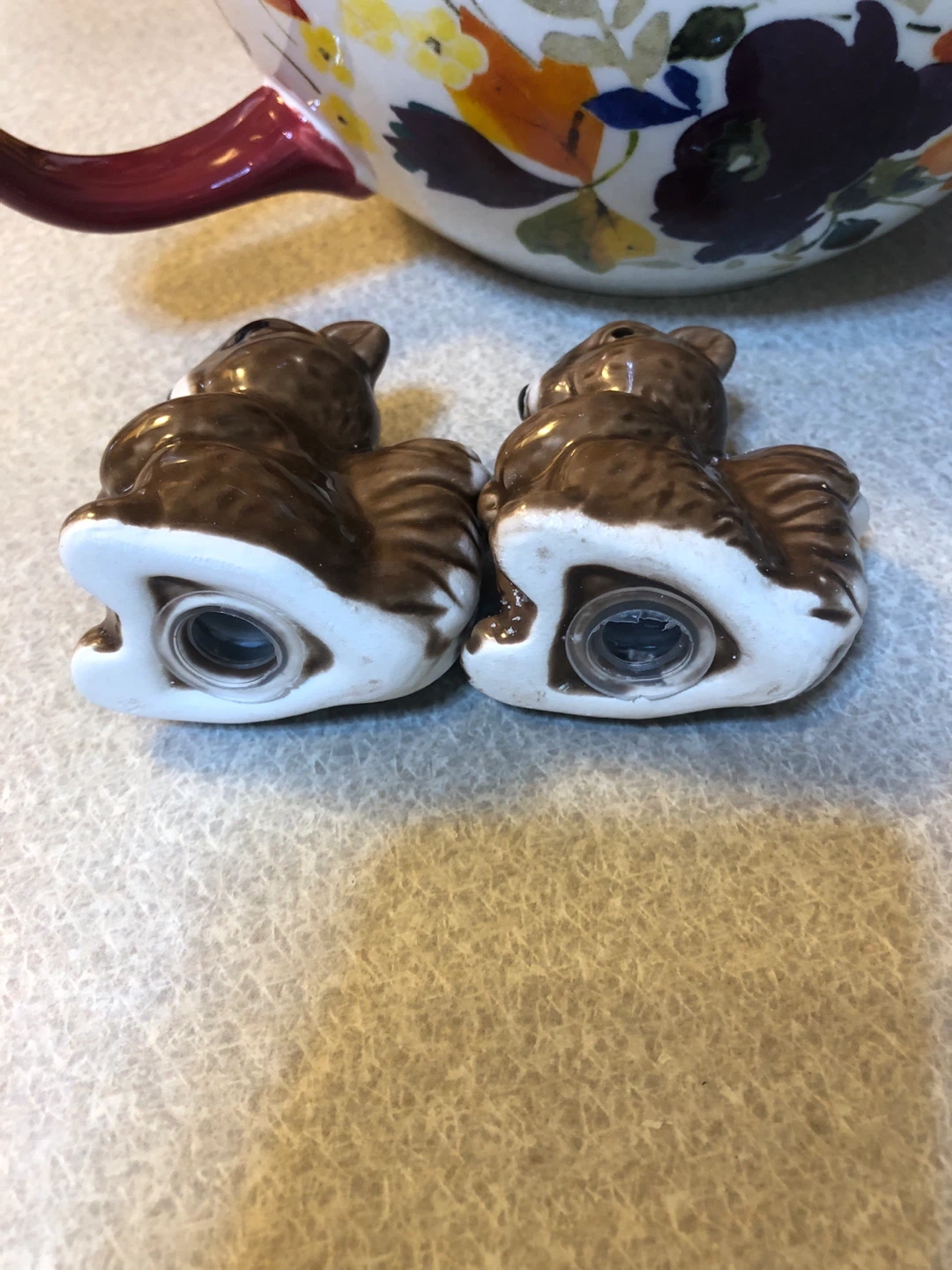 Fall Squirrel Salt & Pepper Shakers - photo 4