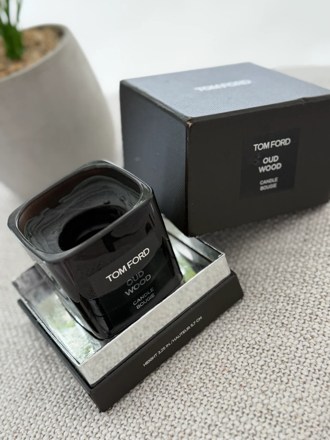 Tom Ford Oud Wood Candle