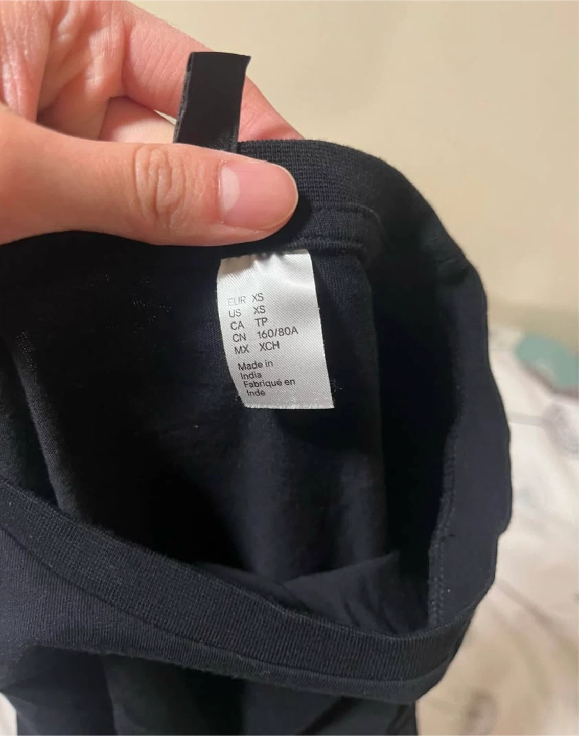 Black H&M T-Shirt with "1-800-DON'T-CALL-HIM" graphic - photo 3