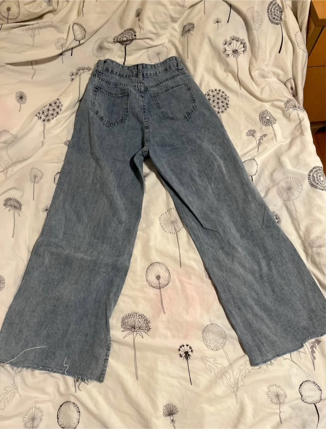 Light Wash Distressed Wide Leg Jeans - photo 2