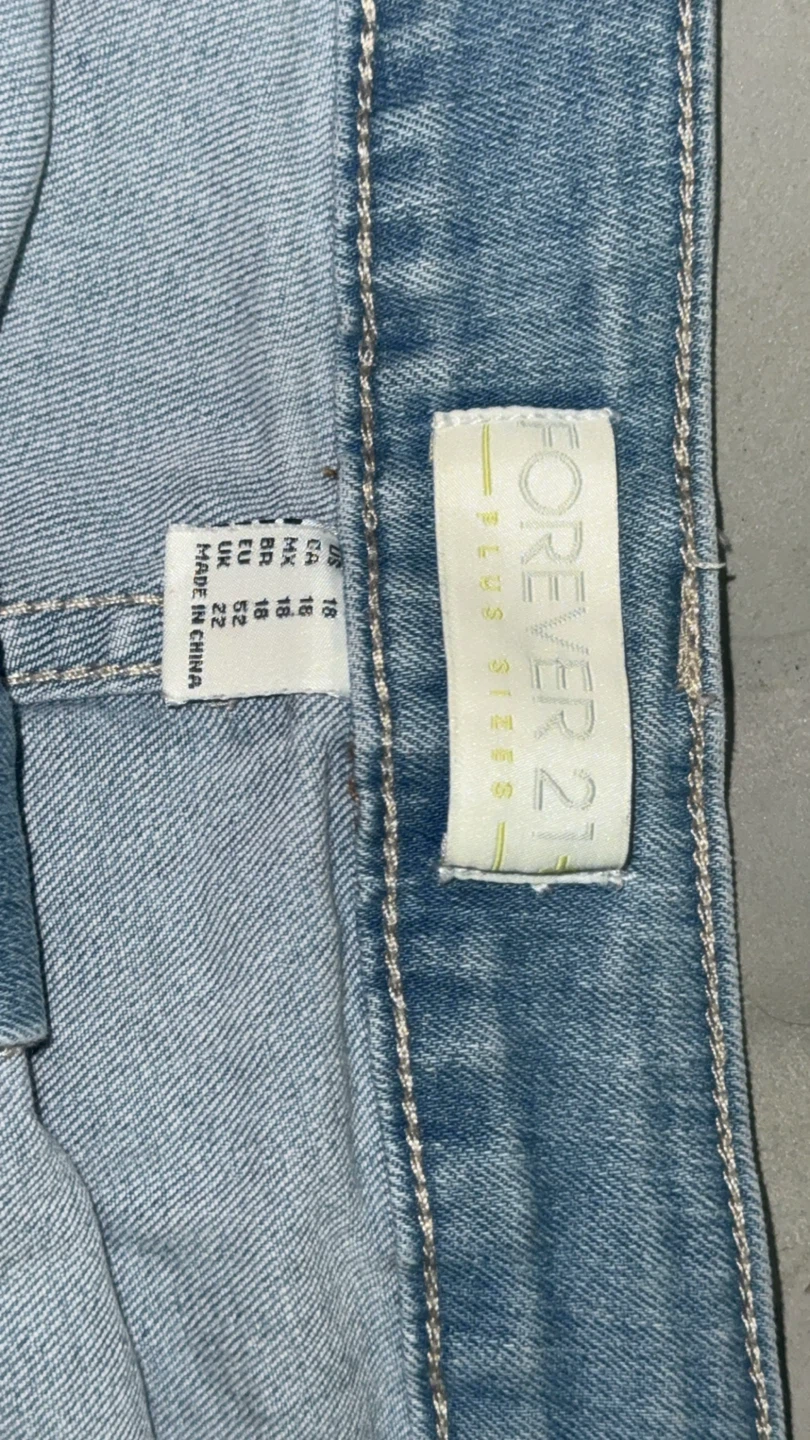 Forever 21 Light Wash Denim Lace-Up Shorts - photo 4