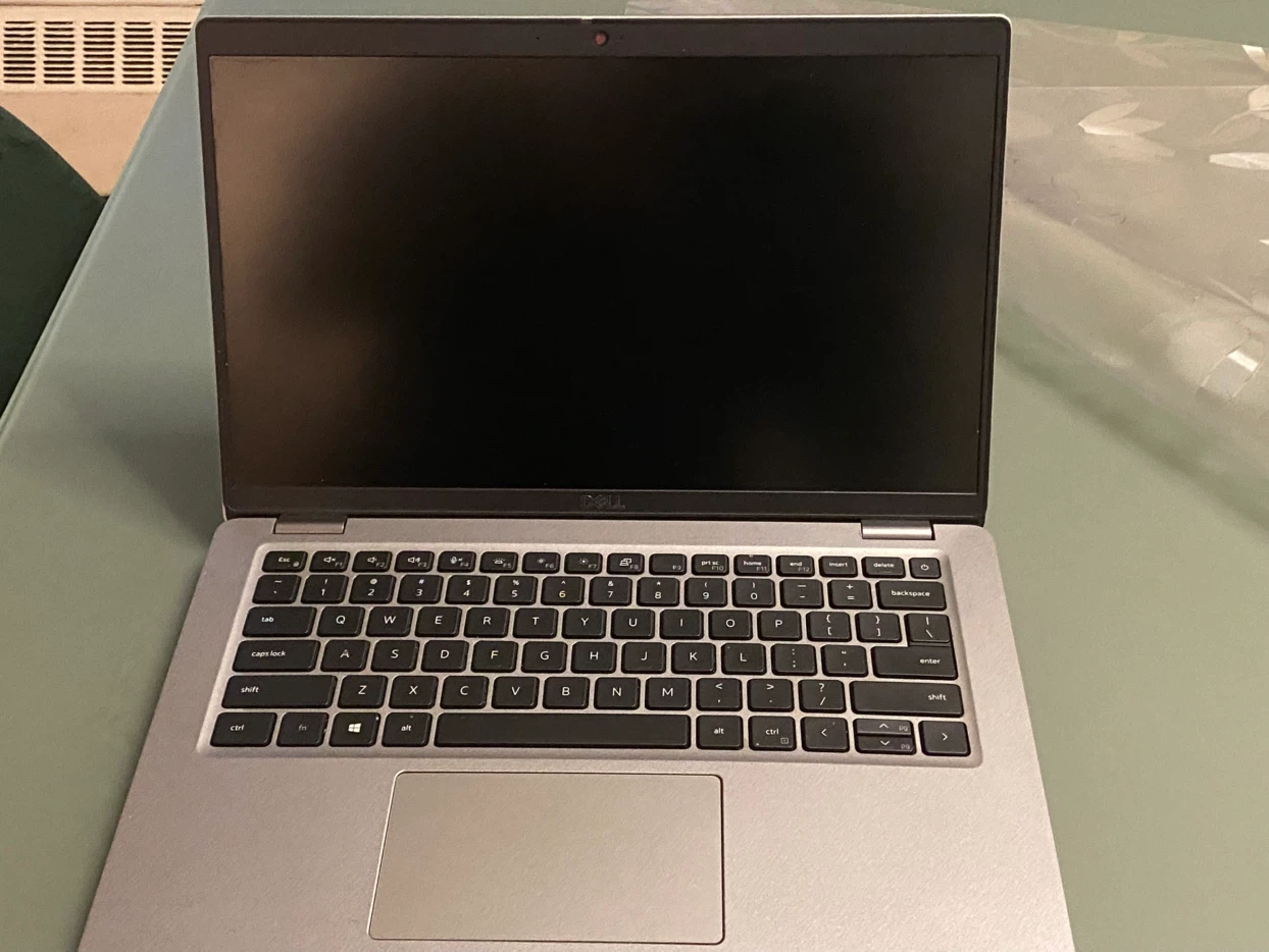 Dell Latitude Laptop + USB C Charger - photo 2