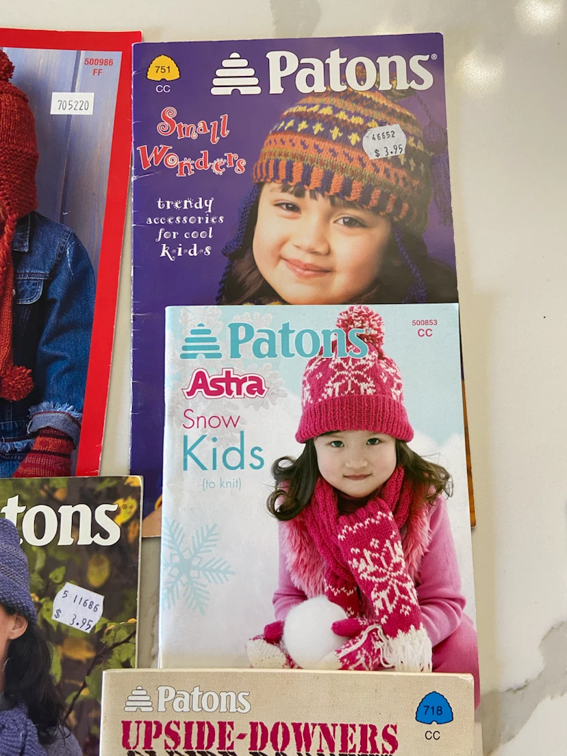 Collection of Vintage Knitting and Craft Pattern Booklets - photo 2