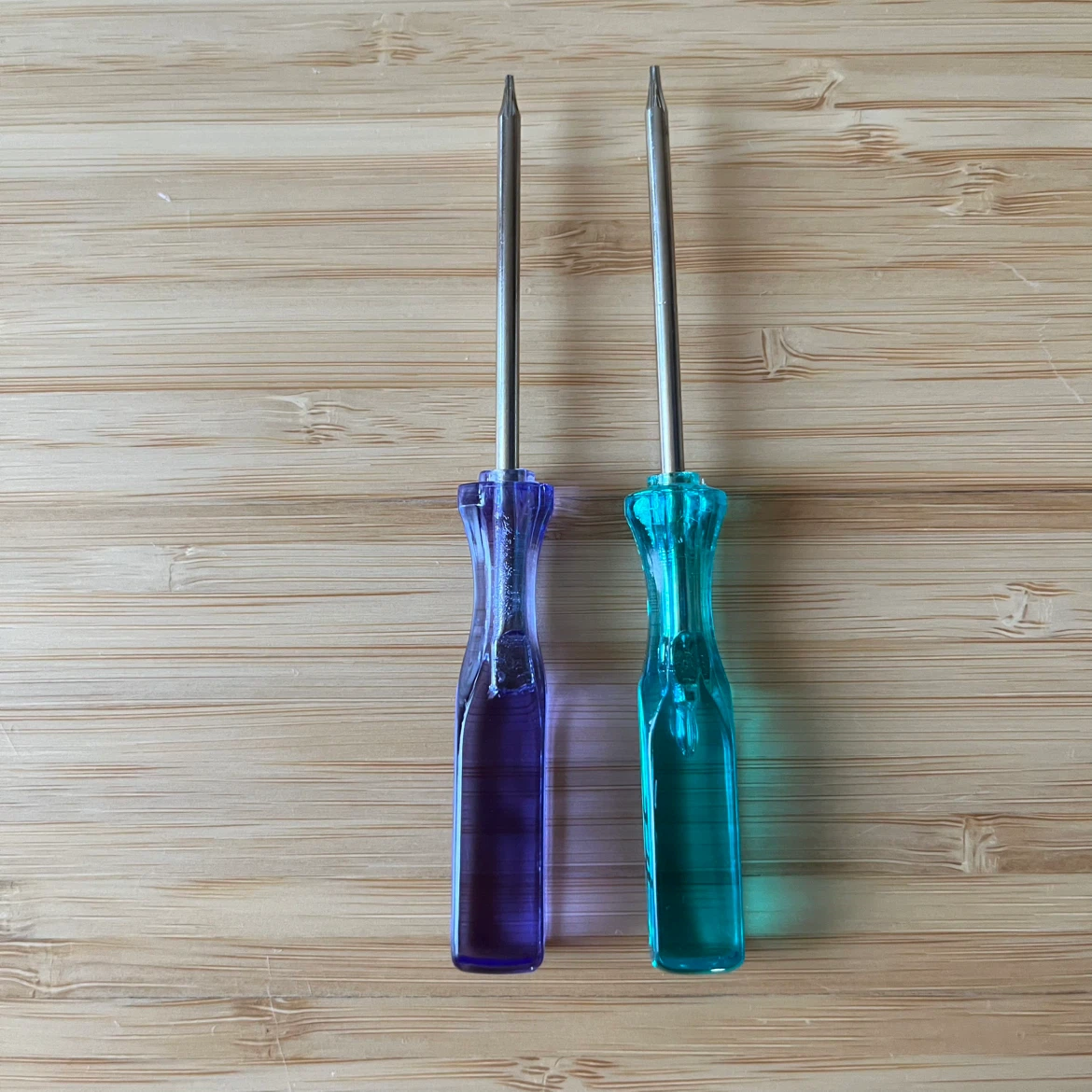 Set of 2 Pentalobe Screwdrivers for iPhone, iPad, Mac Repairs