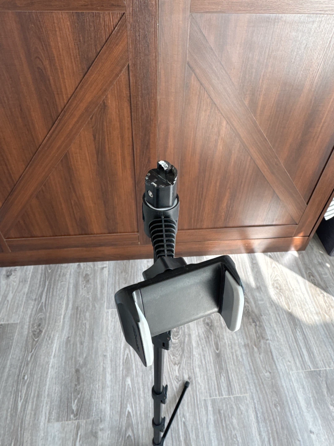 Adjustable Tripod Stand with Phone Holder - photo 3