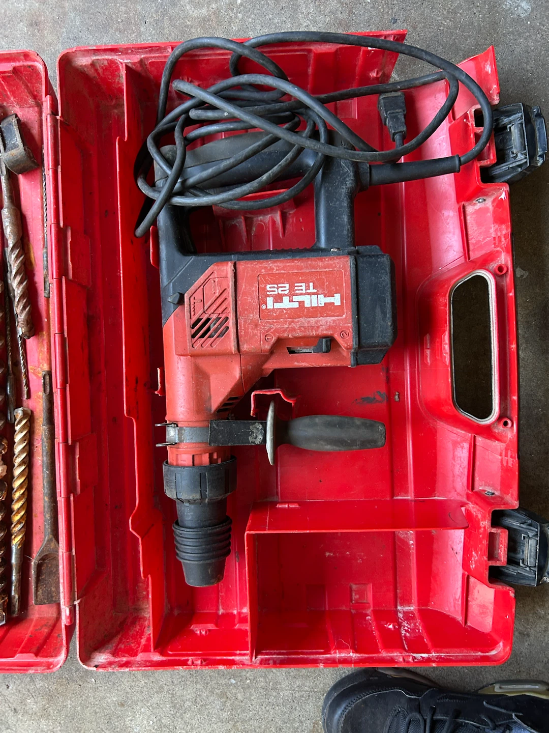 Hilti TE 25 Rotary Hammer Drill - photo 3